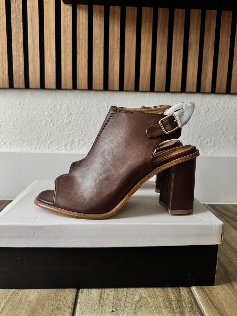 Women’s Brown Leather Peep-Toe Block Heel Sandals